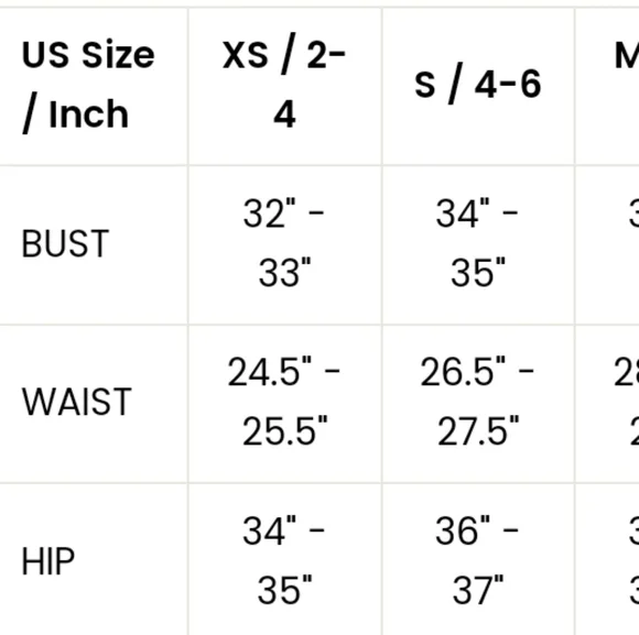 Juicy Couture Distressed Ankle Jeans - Picture 3 of 10